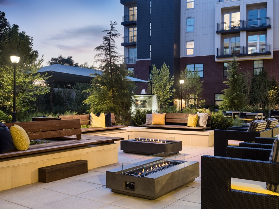 Ext-Courtyard_web