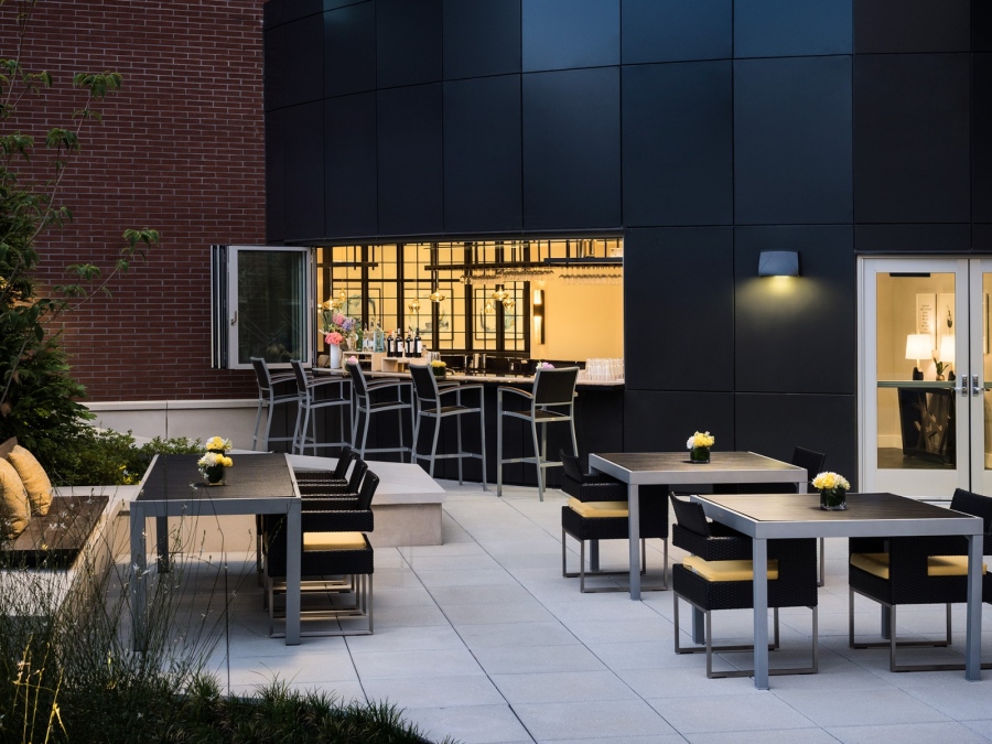 Ext-Patio-Bar_web