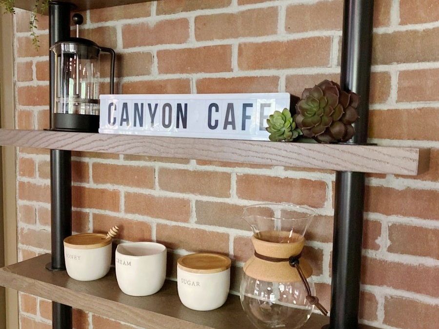 z.-Sagewood_Canyon-Cafe-Shelf