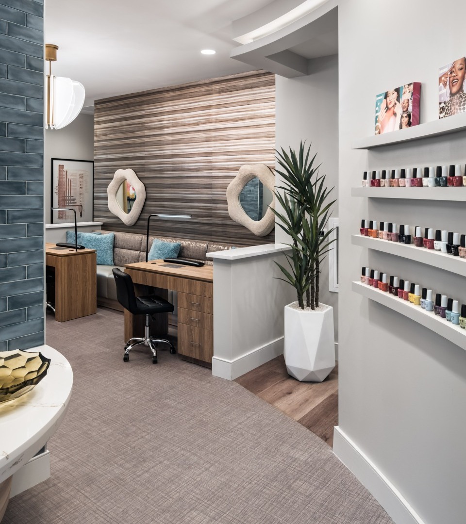 Davis-Salon-Manicure-Area